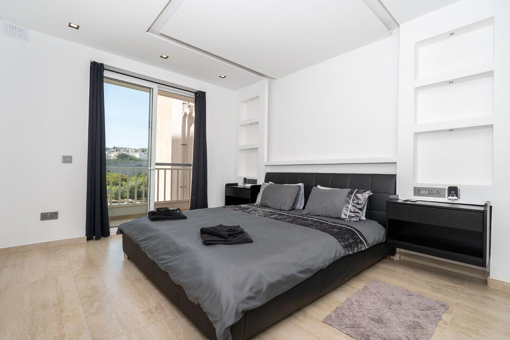 Modern 2 Bedroomed Apartment In Gzira Exterior photo