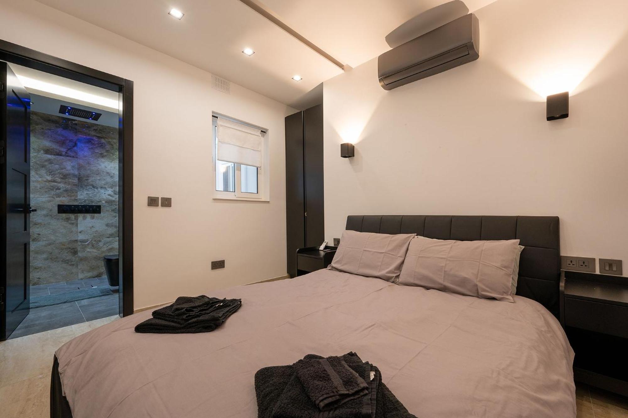 Modern 2 Bedroomed Apartment In Gzira Exterior photo